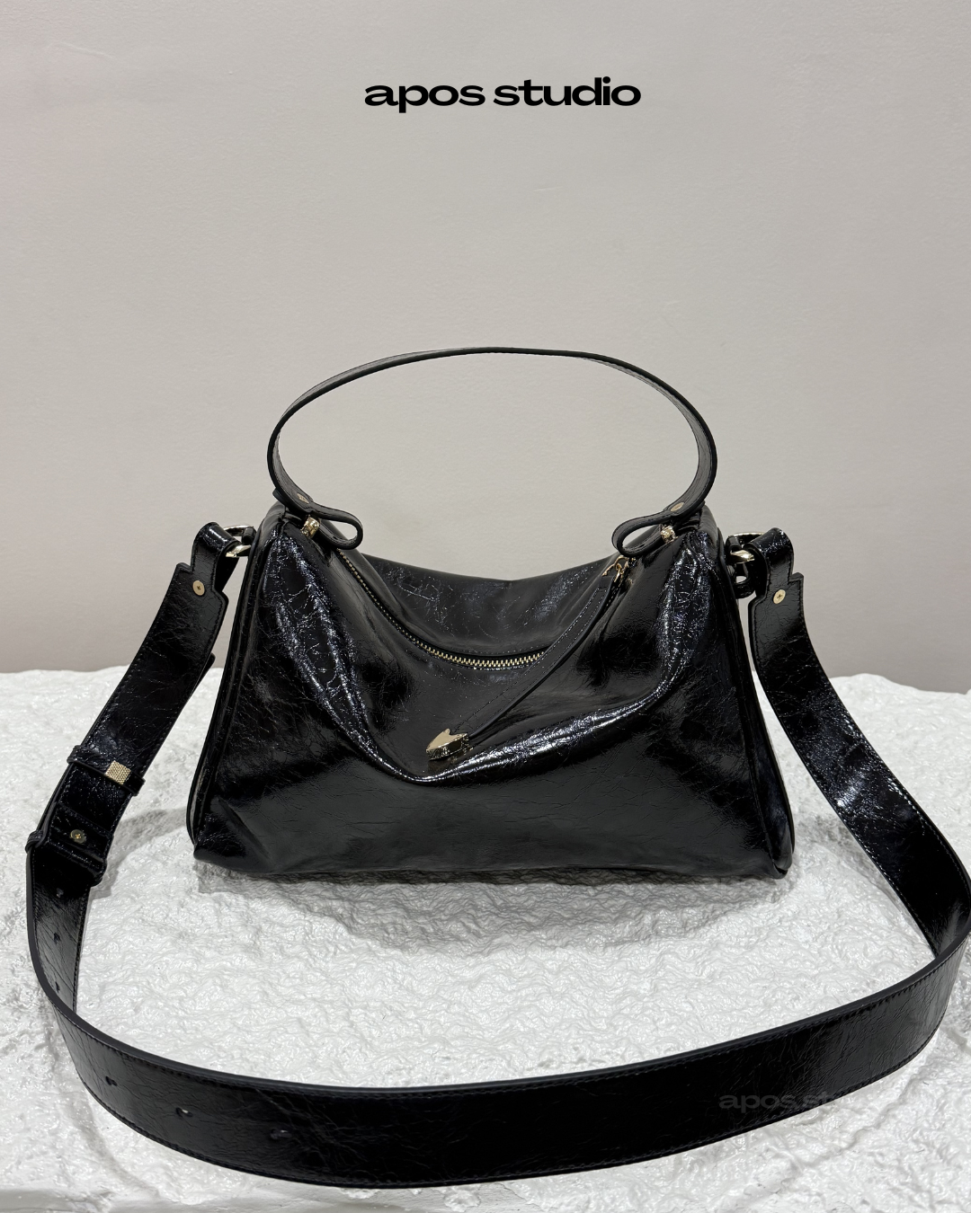 Nola (Black)