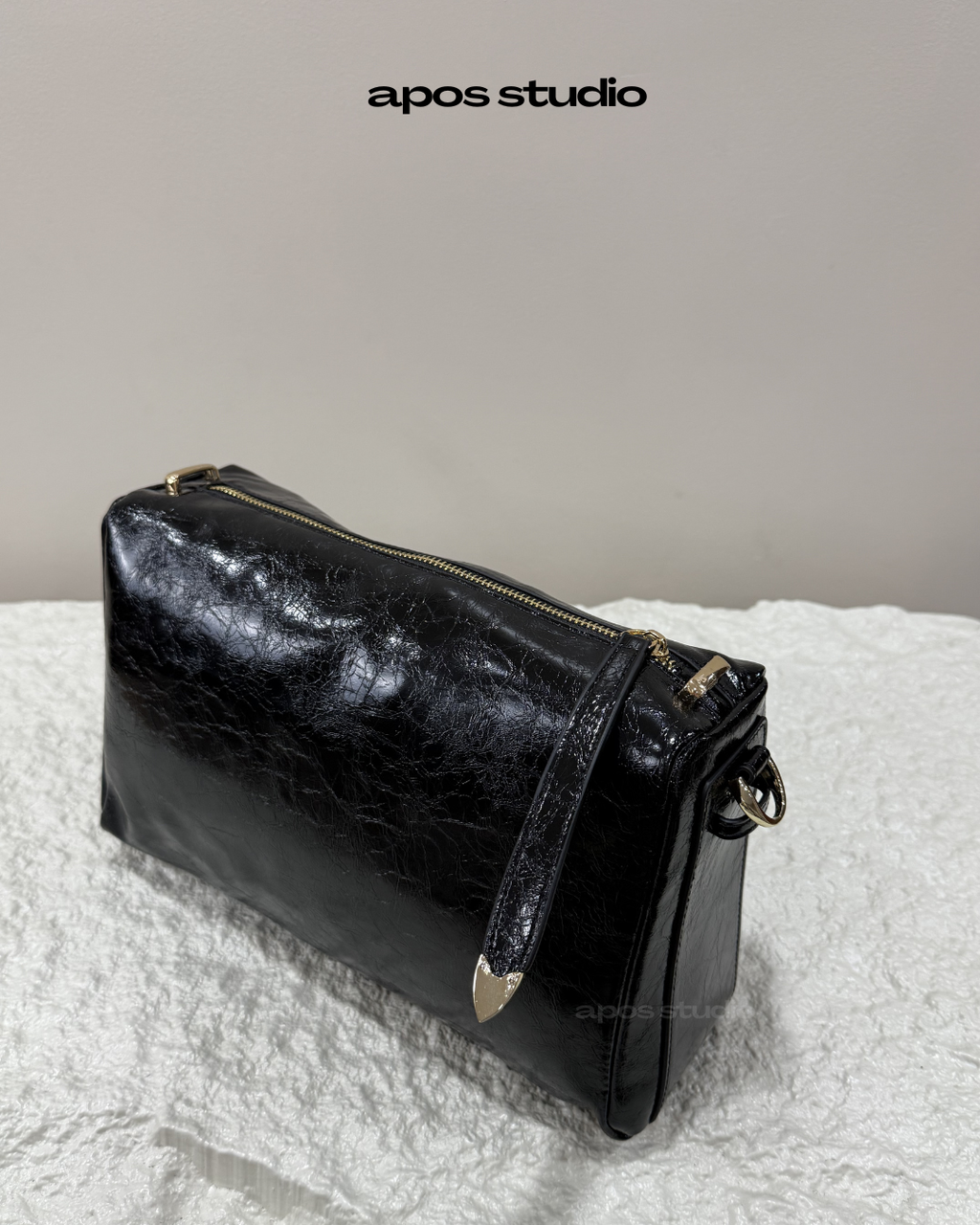 Nola (Black)