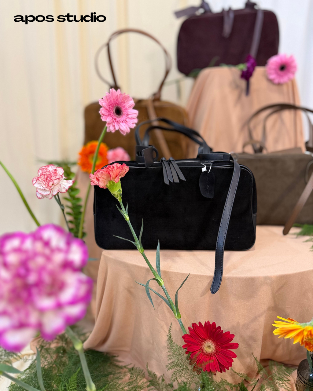Caelia (Black)