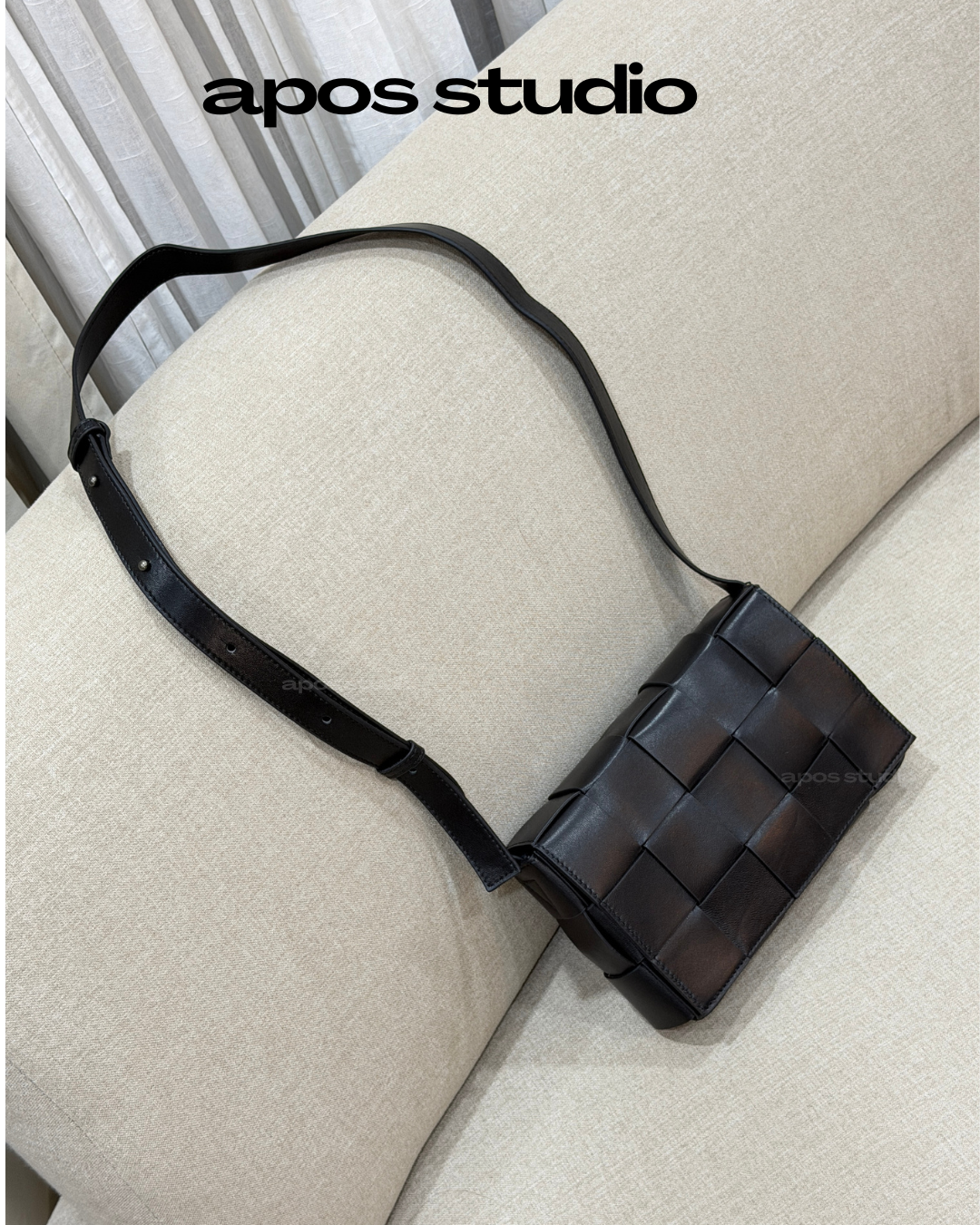 Delphine (Black)