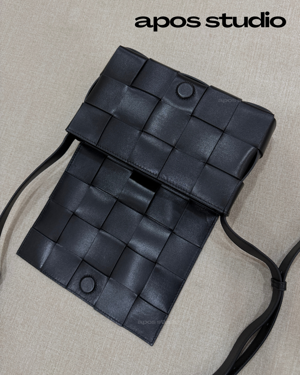 Delphine (Black)