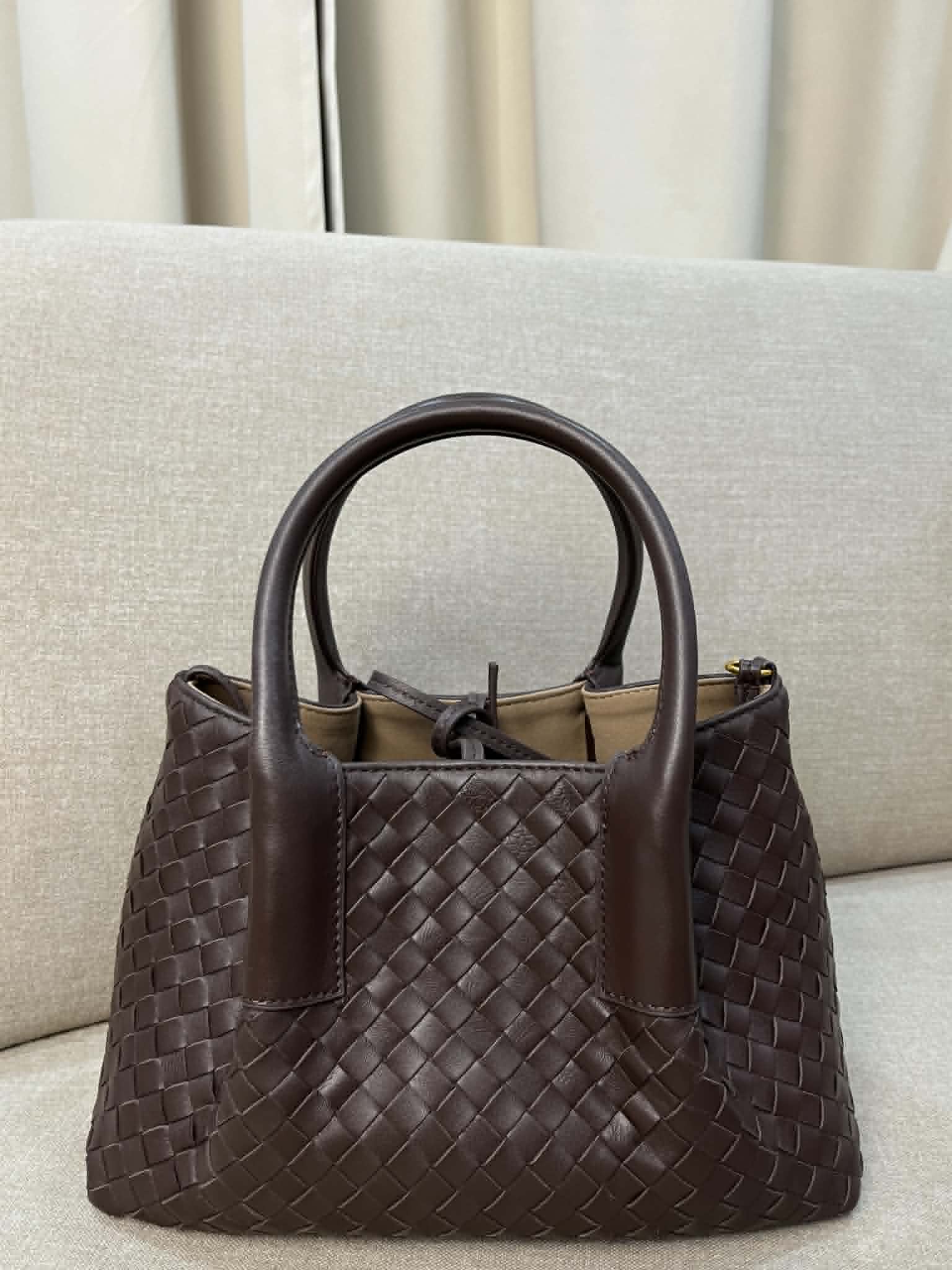 Eveline Fondant Brown I Seconds Sale CODE E5