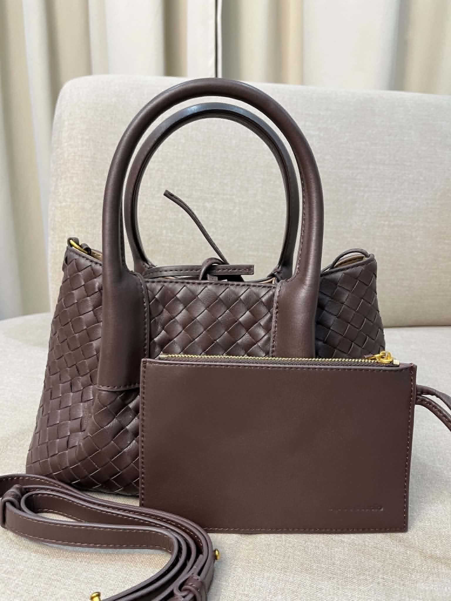 Eveline Fondant Brown I Seconds Sale CODE E2